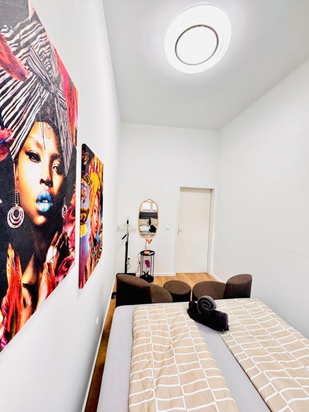 Cozy 9Br Shared Apartment, Only 12Min Walk To Augarten Vienna Exterior photo