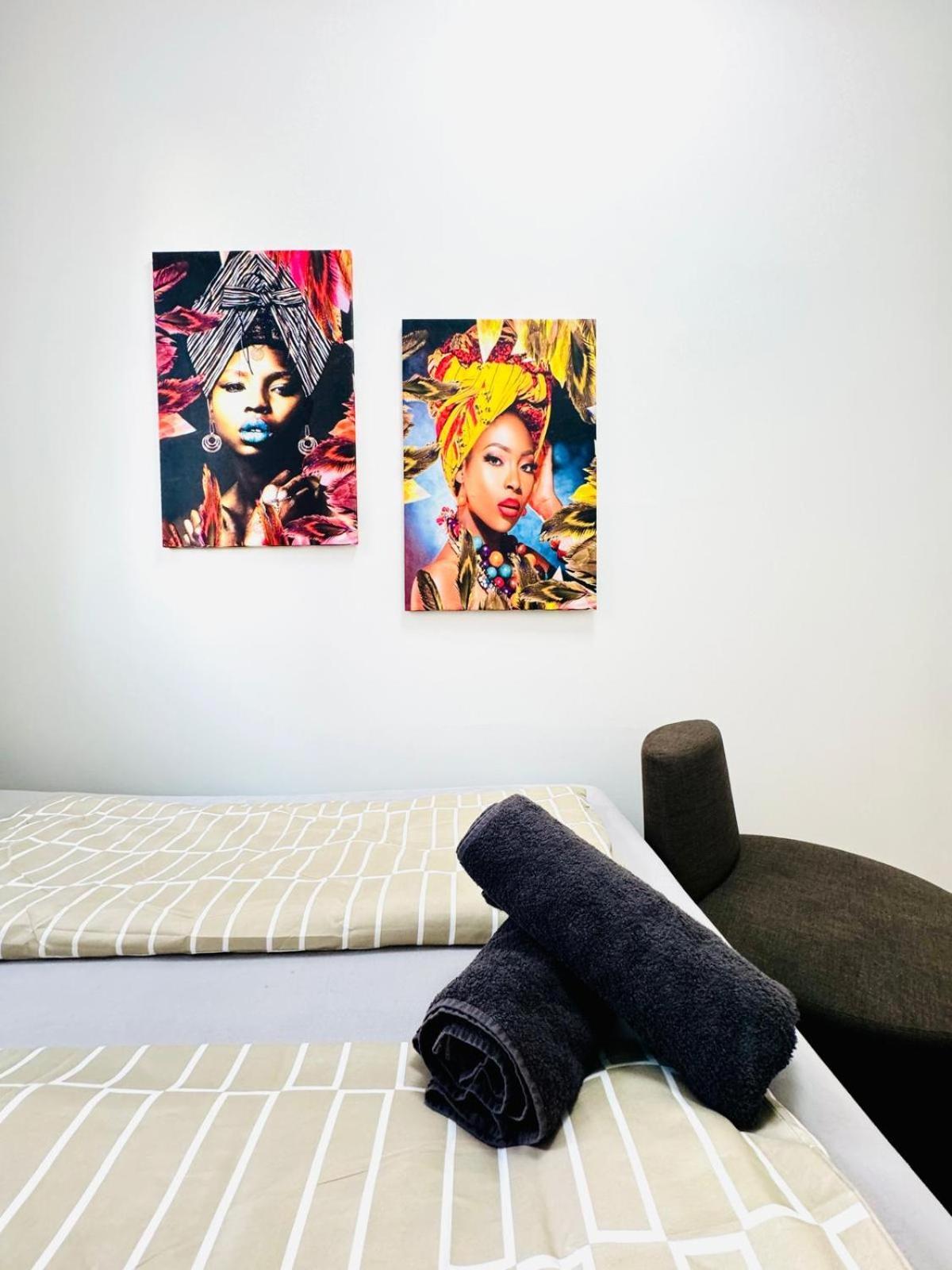 Cozy 9Br Shared Apartment, Only 12Min Walk To Augarten Vienna Exterior photo